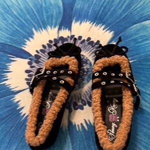 Penny Loves Kenny Black and Tan Flats